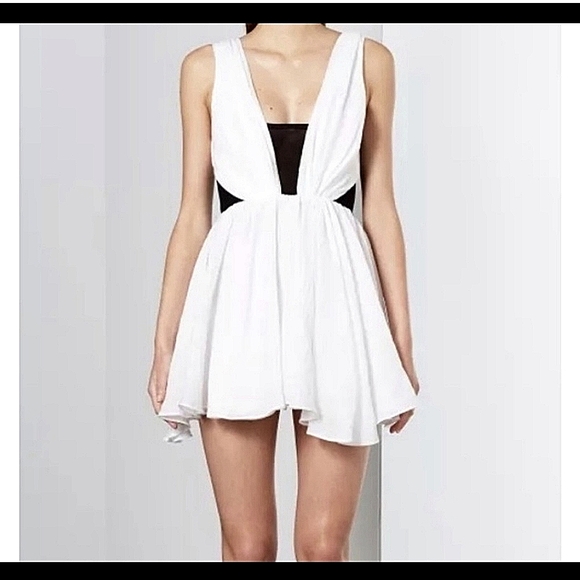 Bec & Bridge Dresses & Skirts - Bec & Bridge Empire Waist Venus Goddess Corset Dress Sz 4